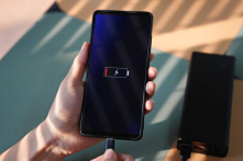 Sạc điện thoại đến 100% có làm hại pin không?