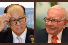 Hai tỷ phú Warren Buffett và Lý Gia Thành đều đang tích trữ tiền mặt. Điều đó nói cho chúng ta biết điều gì?