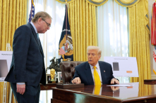 Chính quyền Trump đang đàm phán về thuế quan với 130 quốc gia