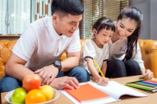 7 vật dụng giáo dục cần có trong tầm tay cho con bạn