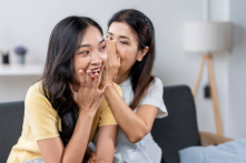 Tránh xa những người không thể kiểm soát được miệng mình