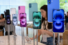 Ông Trump không muốn Apple sản xuất iPhone ở Ấn Độ