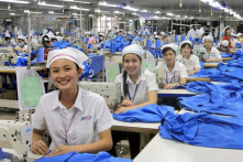 Phản ứng trước phát biểu của ông Trump, cổ phiếu dệt may trong nước tăng kịch trần