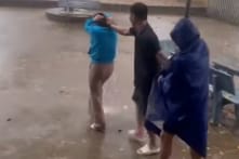 Hành hung cô giáo, bắt đứng dưới mưa: Nam phụ huynh bị tạm giữ khẩn cấp