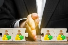 Vì chiến tranh thương mại, thêm một công ty cân nhắc lại kế hoạch chia cổ tức