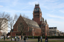 Blog: Lễ tốt nghiệp Harvard và bài phát biểu của nữ sinh Trung Quốc