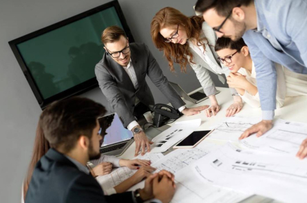 Tư duy lãnh đạo: Tầm quan trọng của việc kết nối với những người trong nhóm