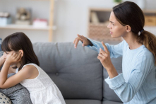 Con không tôn trọng bạn? Đừng la mắng – đây mới là cách cha mẹ khôn ngoan xử lý