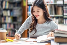 10 đầu sách giúp bạn bổ sung năng lượng