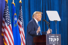 Các nhà kinh tế học nói Tổng thống Trump đã đúng về thuế quan ngay từ đầu