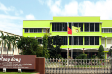 Một thương hiệu Nhựa từ năm 1960, nay làm ăn bết bát, ban lãnh đạo không dám gặp cổ đông