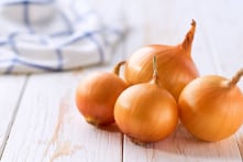 Tại sao không nên bảo quản hành tây trong tủ lạnh?