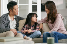 Bản chất thật sự của giáo dục con cái chính là không liên tục “sửa lỗi”