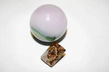 Người đàn ông tìm thấy viên kim cương 3,81 carat khi đi săn kho báu trong công viên