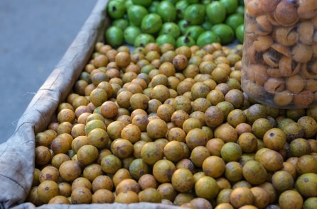 7 lý do bạn nên có lọ sấu ngâm trong nhà vào mùa hè