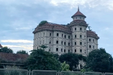 Trường đại học Hà Hoa Tiên bị đình chỉ đào tạo