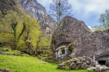 Khám phá ngôi làng 5.000 năm tuổi, người dân vẫn sống ở đây không lưới điện