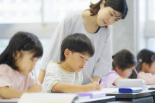 “Thực tiễn giáo dục” và sách về “thực tiễn giáo dục”