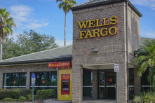 Chính quyền ĐCSTQ xác nhận vụ cấm nhân viên Wells Fargo rời khỏi Trung Quốc