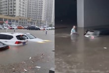 TQ: Lũ cuốn trôi cửa hàng vàng ở Thiểm Tây, mưa lớn khiến đường phố Hà Bắc, Bắc Kinh bị ngập nặng