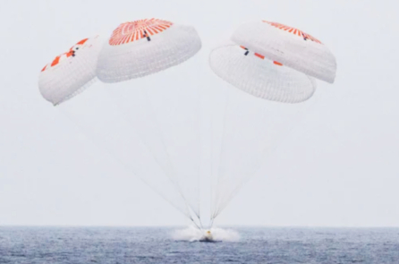 Phi hành đoàn NASA trở về Trái Đất bằng tàu SpaceX, hạ cánh xuống Thái Bình Dương