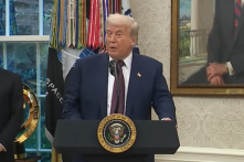 Nhà Trắng: Ông Trump gia hạn thuế quan giữa Mỹ và Trung Quốc thêm 90 ngày