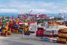 CBO ước tính thuế quan của Trump sẽ giảm thâm hụt 4.000 tỷ USD trong 10 năm tới