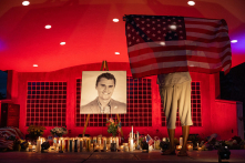 Cả thế giới tưởng niệm Charlie Kirk – ĐCSTQ lại hát khúc “hả hê vui sướng”