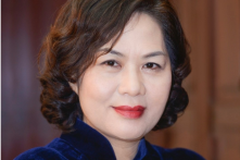 Bà Nguyễn Thị Hồng được vinh danh một trong ba Thống đốc NHTW xuất sắc thế giới