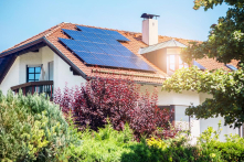 Bộ Công Thương đề xuất phạt 10-20 triệu nếu lắp điện mặt trời từ 100 kW không đăng ký