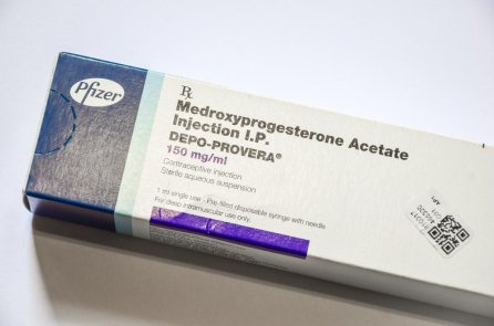 Tiêm thuốc tránh thai liên quan đến nguy cơ u não ở phụ nữ