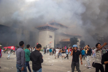 Blog: Sóng gió nổi dậy, nước có thể lật thuyền, thời đại hỗn loạn chính thức bắt đầu