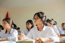 Hủy bỏ hình thức kỷ luật đuổi học đối với học sinh