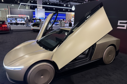 Tesla ra mắt hệ thống “Tự lái hoàn toàn” mới nhất