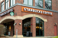 Starbucks đang đóng cửa hàng trăm cửa hàng, ít nhất 30 cửa hàng tại California