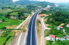 Cao tốc Hữu Nghị – Chi Lăng gần 10 năm chỉ đạt 30%, thay đổi đầu tư 3 lần