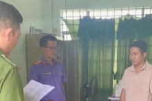 Chiếm đoạt 500 triệu đồng tiền hỗ trợ dân bị lũ, cán bộ xã ở Lâm Đồng bị bắt