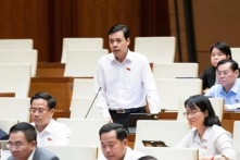 Học sinh, sinh viên bị quá tải vì quá nhiều môn, ĐBQH đề nghị giảm tải