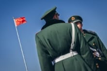 Ông Tập 3 tháng không rời Bắc Kinh, quân đội được đặt trong tình trạng báo động cao