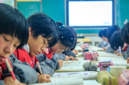 ĐCSTQ đưa giáo dục “an ninh quốc gia” vào chương trình học từ bậc tiểu học