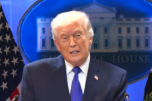 Ông Trump công bố mức thuế toàn cầu mới sau phán quyết của Tòa án Tối cao