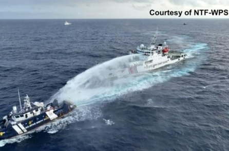 Philippines cáo buộc Trung Quốc thả xyanua ở Biển Đông, gây nguy cơ môi trường nghiêm trọng
