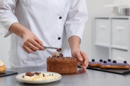 Ăn ngọt mà không sợ đường huyết tăng cao? Bác sĩ Nhật bật mí 3 mẹo đơn giản