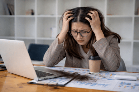 Nhận biết căng thẳng từ những biểu hiện trên da