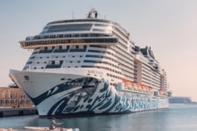 Du thuyền MSC Euribia hủy hành trình, 5.000 hành khách mắc kẹt ở Dubai