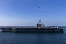 Iran nói tấn công tàu sân bay Lincoln; ông Trump: 101 tên lửa đều bị bắn hạ