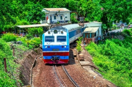 Từ ngày 1/5, đường sắt chính thức ứng dụng AI tự động giảm giá vé tàu