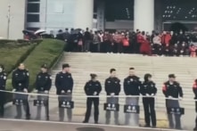 Biểu tình ở Trung Quốc tăng 50%, hàng nghìn người bao vây tòa thị chính ở Phúc Kiến