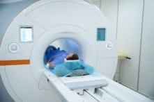 TQ: Người đàn ông ở Vũ Hán bị bỏ quên trên máy chụp cộng hưởng từ