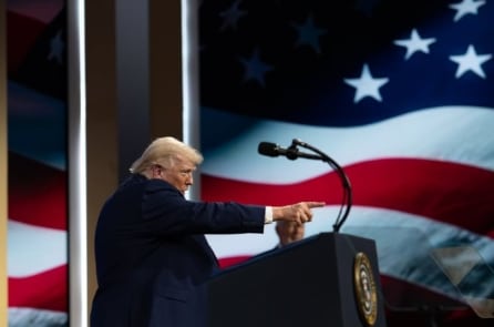 TT. Trump: Mỹ – Iran có thể đạt được thỏa thuận; các nhà đàm phán Tehran có thể được miễn tử